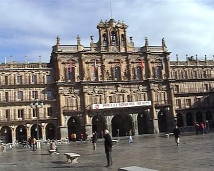 L'Ayuntamiento (hôtel de ville) de Salamanque (Castille-et-Leon), sur la Plaza Mayor