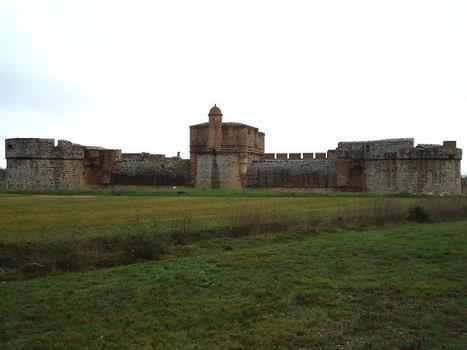 La forteresse de Salses-le-Château (Pyrénées-orientales)