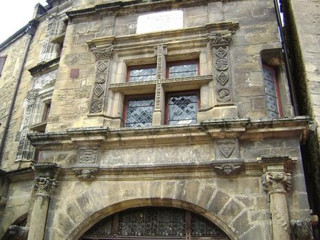 Détails de la façade Renaissance de la maison d'Etienne de la Boëtie à Sarlat (Dordogne)