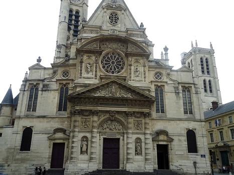 La façade de l'église Saint-Etienne-du-Mont (Paris 5e)