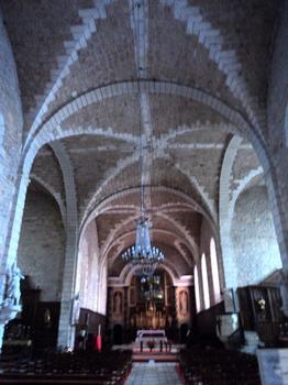 La collégiale Notre-Dame St-Pantaléon, à Turenne (Corrèze) date du 17e siècle