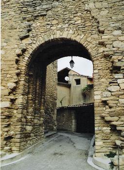 Stadtmauern von Venasque