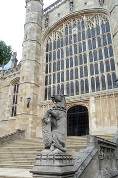 Le Grand Portail Ouest de la chapelle Saint-Georges (1475-1525) du château de Windsor