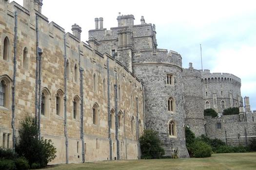 La tour du roi Henri III, du château de Windsor, fait partie de l'enceinte méridionale