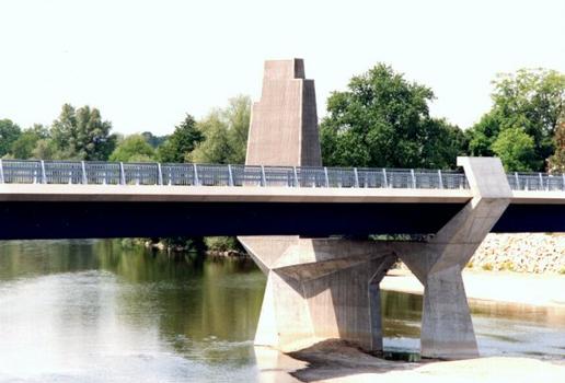 Allierbrücke Mornay