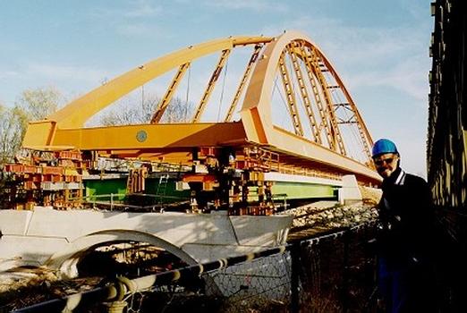 Saint Gilles Bridge under construction
