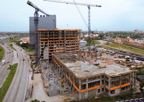 PERI USA/Orlando erarbeitete eine umfassende Schalungslösung für das Apartmentgebäude ´The Edge´ in West Palm Beach, Florida