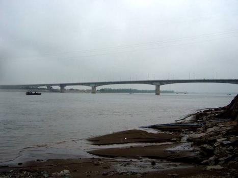 Tan De Bridge
