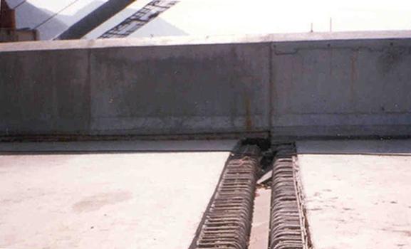 Expansion Joint recess including required reinforcing bars