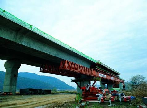 Ji-Dong Bridge