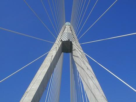 Uddevalla-BrückeInstallation eines Leitbleches zur Enteisung
