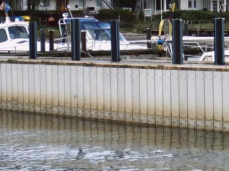 Wellenschürze aus Kunststoffprofilen in Harrislee an der Flensburger Förde