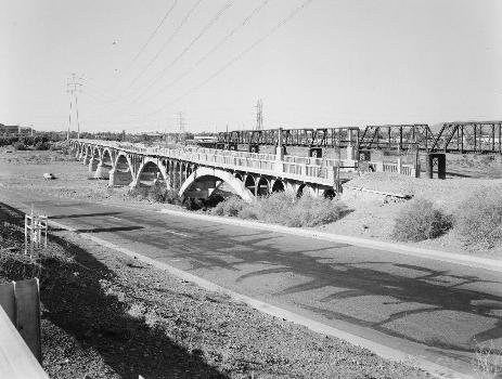 Ash Avenue Bridge, Tempe, Arizona (HAER ARIZ,7-TEMP,3-25)