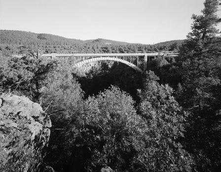 Cedar Canyon Bridge:Spanning Cedar Canyon at Highway 60, Show Low vicinity, Navajo County, AZ (HAER, ARIZ,9-SHLO.V,1-1)
