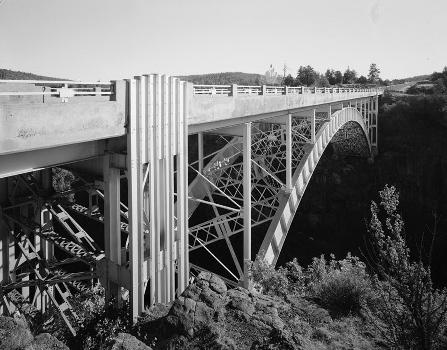 Cedar Canyon Bridge:Spanning Cedar Canyon at Highway 60, Show Low vicinity, Navajo County, AZ (HAER, ARIZ,9-SHLO.V,1-5)