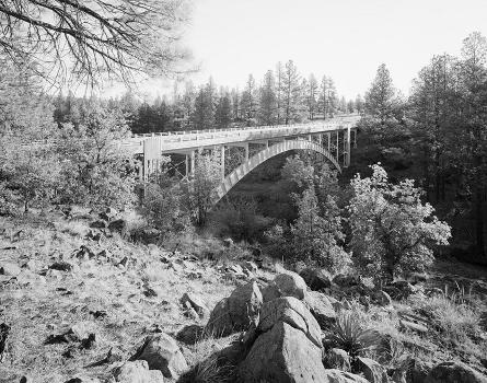 Corduroy Creek Bridge:Spanning Corduroy Creek at Highway 60, Show Low vicinity, Navajo County, AZ (HAER, ARIZ,9-SHLO.V,2-1)