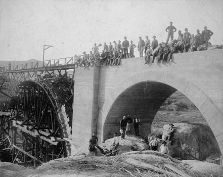 Union Pacific Railroad Bridge, Riverside, California. (HAER, CAL,33-RIVSI.V,1-9)