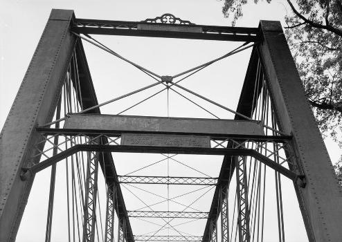 Laughery Creek Bridge:Spanning Laughery Creek, Aurora vicinity, Dearborn County, Indiana (HAER, IND,15-AUR.V,1-10)