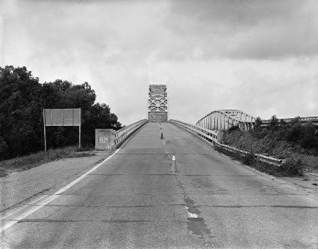 Krotz Springs Bridge, Krotz Springs, Louisiana. (HAER, LA,49-KROSP,1-6)