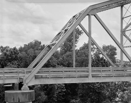 Krotz Springs Bridge, Krotz Springs, Louisiana. (HAER, LA,49-KROSP,1-8)