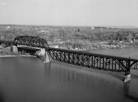 Susquehanna River Bridge : Spanning Susquehanna River, Havre de Grace, Harford County, MD (HAER MD,13-HAV,4-7)
