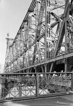 Queensboro Bridge (HAER, NY,31-NEYO,160-;DLC/PP-97:NY-18)