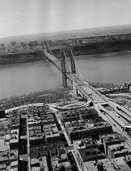 George Washington Bridge: Long distance general view looking towards New Jersey and slightly downstream 
(HAER, NY,31-NEYO,161-5)