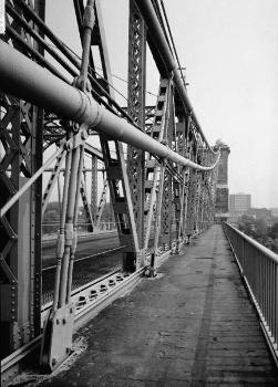 Cincinnati Suspension Bridge. (HAER, OHIO,31-CINT,45-8)