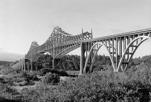McCullough Memorial Bridge (Coos Bay Bridge) (HAER, ORE,6-NOBE,1-11)