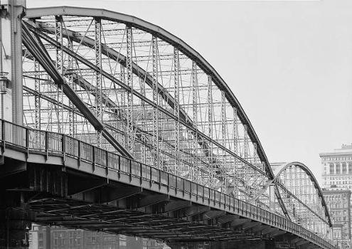 Smithfield Street Bridge, Pittsburgh. (HAER, PA,2-PITBU,58-13)