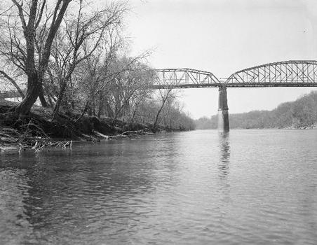 John T. Cunningham Memorial Bridge