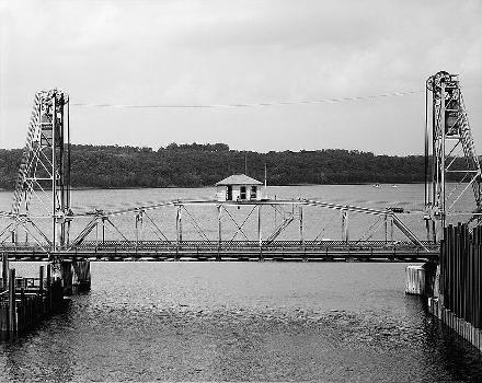 Prescott Bridge, Prescott, Wisconsin (HAER WIS,47-PRES.V,1-13)