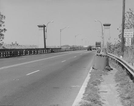 Victory Bridge, Perth Amboy, New Jersey (HAER, NJ,12-PERAM,5-2)