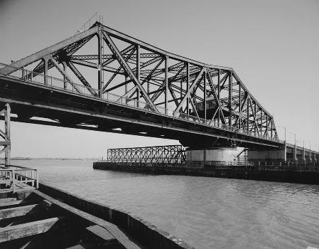 Victory Bridge, Perth Amboy, New Jersey (HAER, NJ,12-PERAM,5-8)