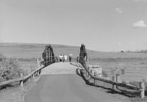 Cooper's Tubular Arch Bridge : Old Erie Canal, Fayetteville, Onondaga County, New York (HAER, NY,34-DEWI)