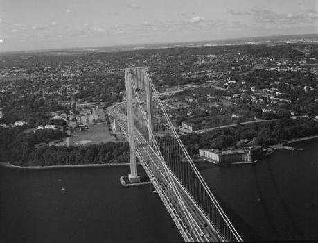 Verrazano Narrows Bridge (HAER, NY,24-BROK,57-4)