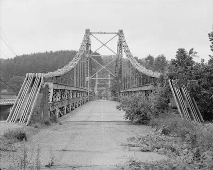 Dresden Suspension Bridge (1914) (HAER, OHIO,60-DRES,1-1)