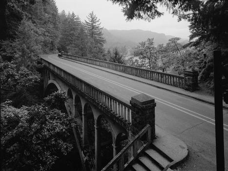 Shepperds Dell Bridge:Spanning Young Creek at Columbia River Highway, Latourell vicinity, Multnomah County, OR (HAER, ORE,26-LATO.V,1-6)