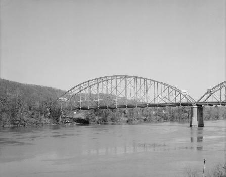Corapolis Bridge, Corapolis, Pennsylvania. (HAER, PA,2-CORA,1-5)