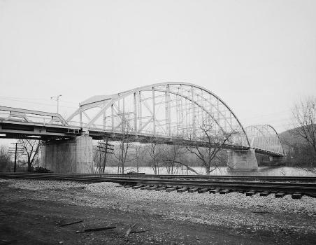 Corapolis Bridge, Corapolis, Pennsylvania. (HAER, PA,2-CORA,1-7)
