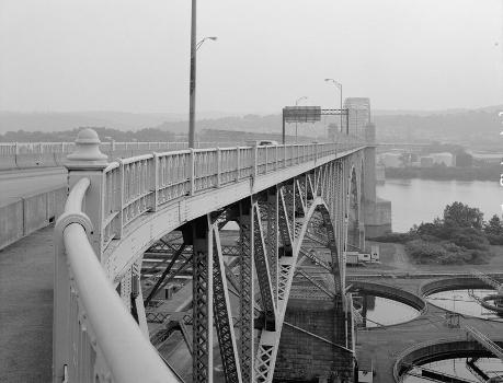 McKees Rocks Bridge, Pittsburgh, Pennsylvania. (HAER, PA,2-MCKRO,2-6)