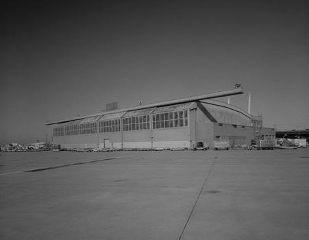 Philadelphia International Airport TWA Maintenance Hangar (HAER, PA,51-PHILA,713-3)