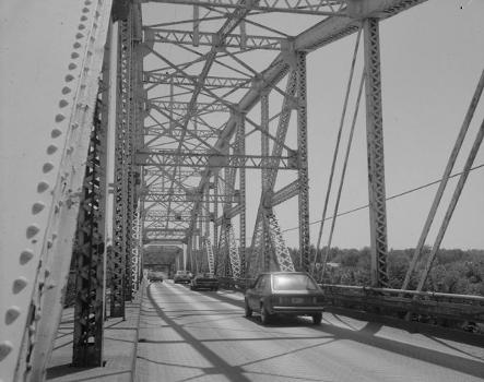 East Street Bridge, Parkersburg. (HAER, WVA,54-PARK,5-12)