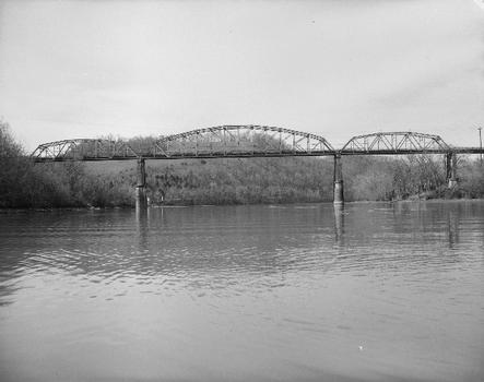 Austin Peay Bridge
