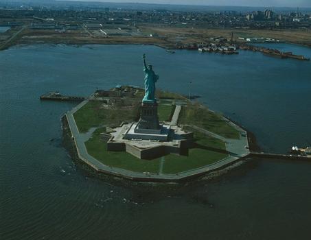 Statue of Liberty 
(HAER, NY,31-NEYO,89-231)