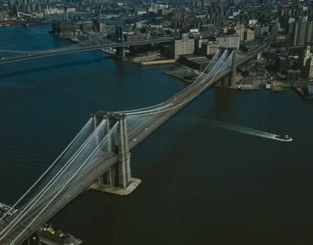 Brooklyn Bridge 
(HAER, NY,31-NEYO,90-75)