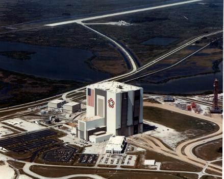 Aerial view - VAB and Orbiter Landing Facility