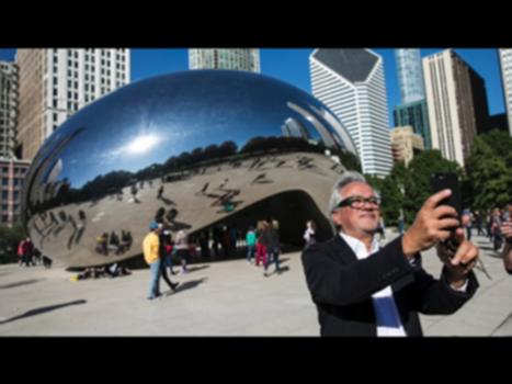 Artist Anish Kapoor on his "Bean" : Anish Kapoor, creator of Cloud Gate, aka "The Bean," addresses the media in front of the famous sculpture in Millennium Park, Tuesday, Oct. 17, 2017. | Ashlee Rezin/Sun-Times