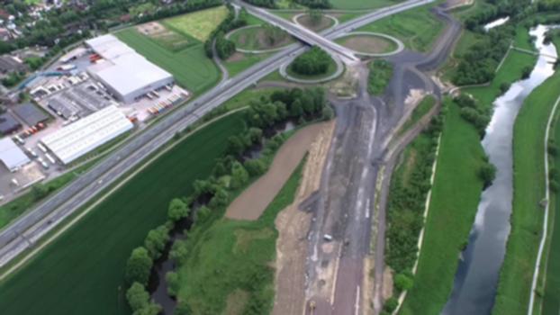 Nordumgehung Dreieck Löhne im Mai 2015 : Luftaufnahmen vom Dreieck Löhne / Werrebrücke / Nordumgehung im Mai 2015. Flughöhe 80 - 240 Meter.