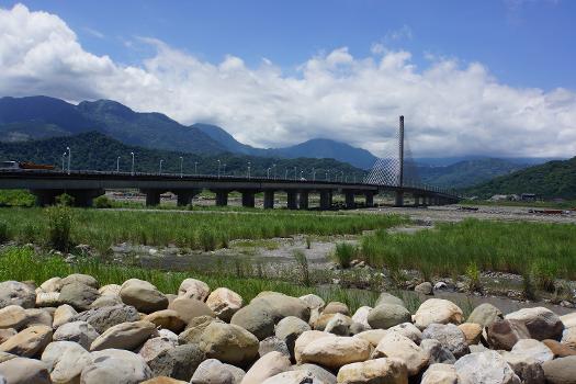 集鹿大橋 Ji-Lu Bridge